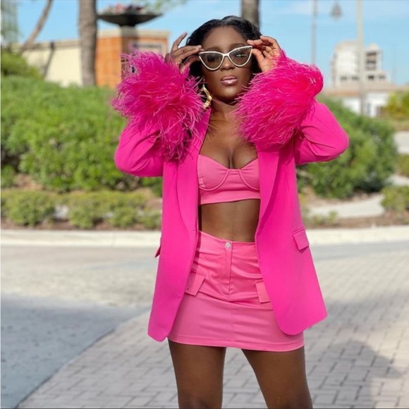 NWT Zara Straight Cut Feather Blazer - Picture 16 of 17